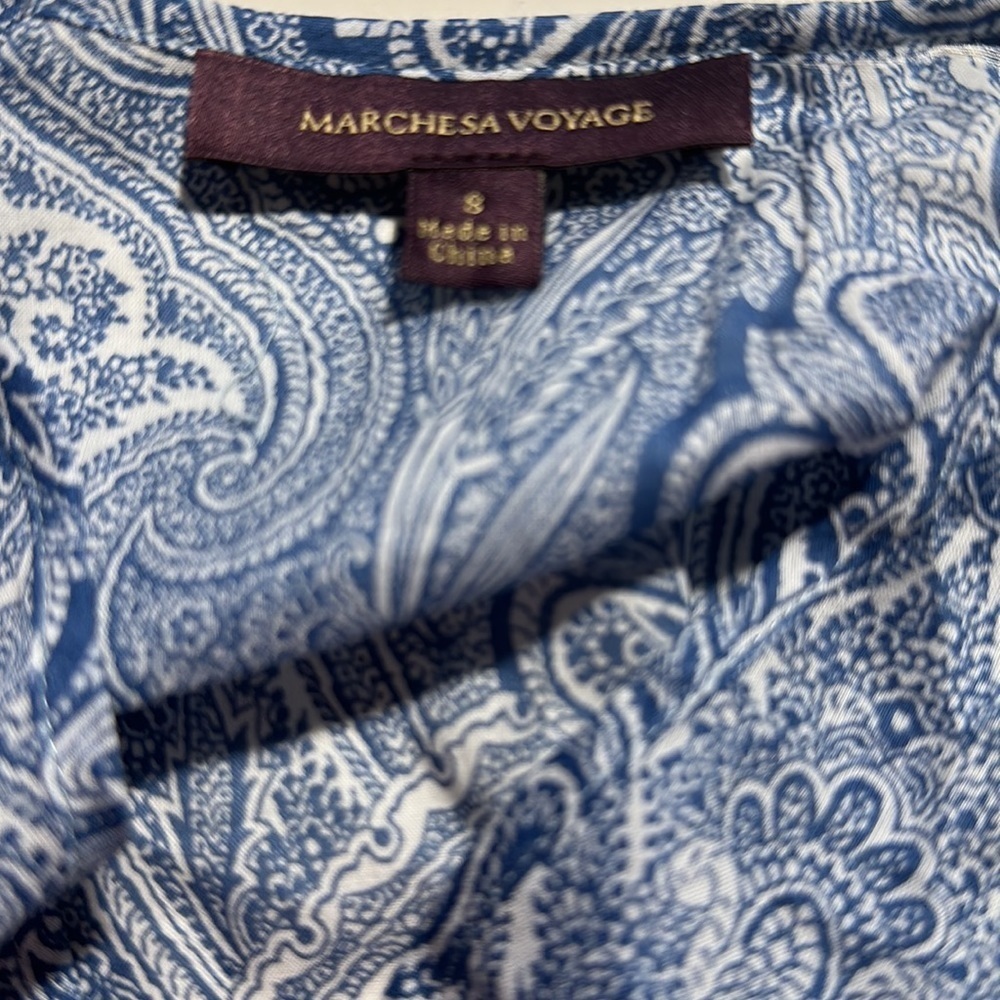 NWOT MARCHESA VOYAGE Blue Printed Long Dress with Embroidered Accent Belt Size 8 - Picture 6 of 8